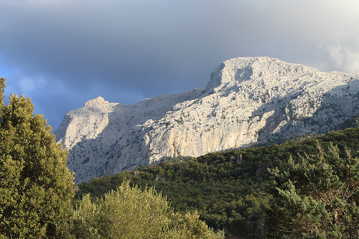 kalnų, Sardinija, kraštovaizdžio