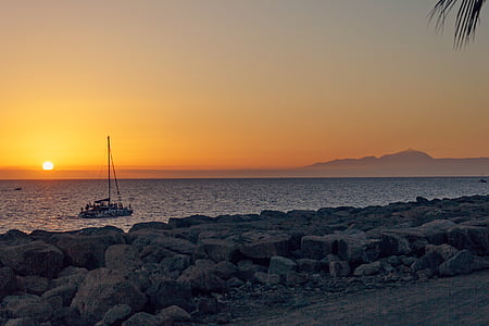 beach, boat, dawn, dusk, evening, island, landscape