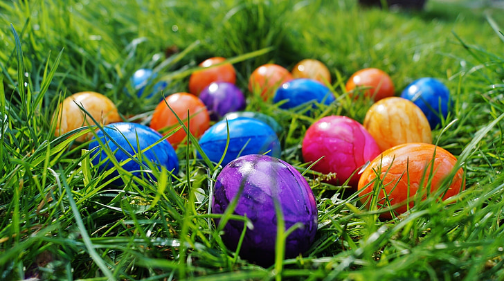 Uskrs, jaja, boja jaja, proljeće, u travi, boje, uskrsna jaja