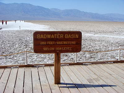 Bad vandbassin, bassinet, have fundet ud af bassinet, lukket bassin, Death valley, ørken, Amerika