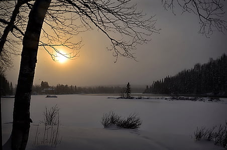 paisatge d'hivern, posta de sol, crepuscle, l'hivern, llac gelat, contra el dia, cel