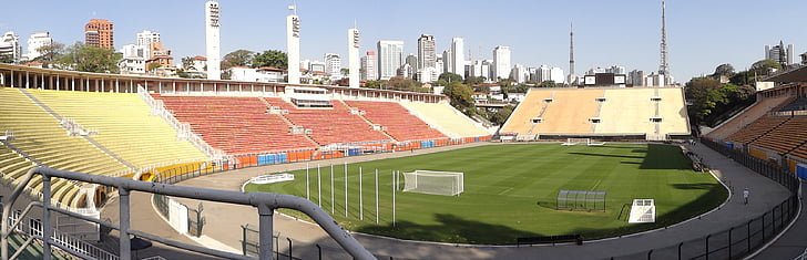 Stadionul de fotbal, Pacaembu, São paulo