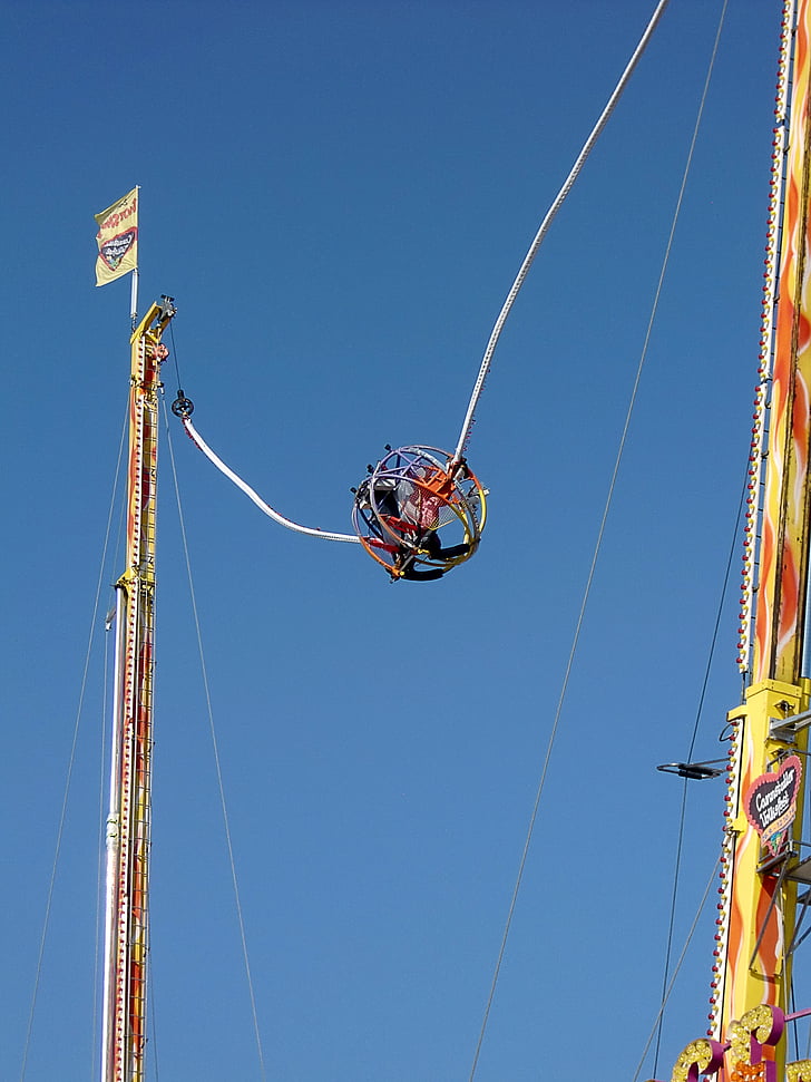 bungee system, spin, bungee, fairground, oktoberfest, folk festival, ride