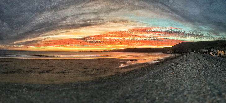 newgale, Pembrokeshire, Pantai, matahari terbenam, Wales, Inggris, laut