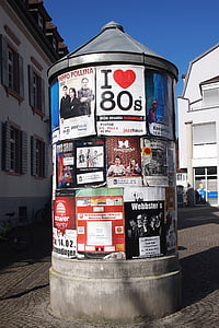 reklám pillér, litfaß, plakátok, bejelentése, szív, város, koncertek