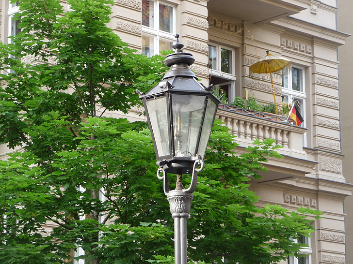 Berlin, capital, lanterne de gaz, résidence, route, balcon