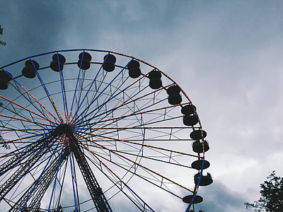 pariserhjul, fornøyelsespark, rettferdig, himmelen, skyer, skyet