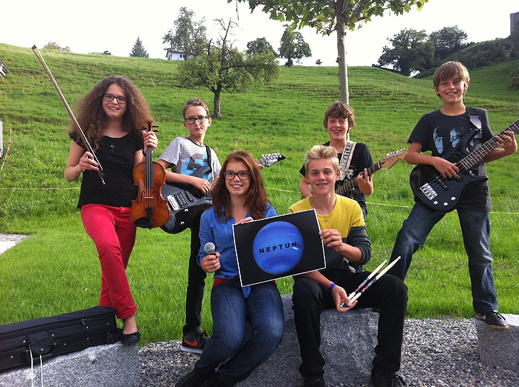 estudiantes de música, profesores e instrumentos musicales, instrumento musical, música, violín, sonido, instrumento