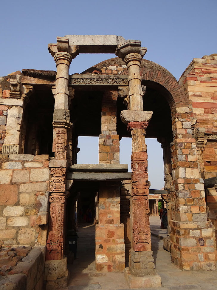 qutab complexa, pilars, tallada, canteria, gres vermell, arc, monument islàmic