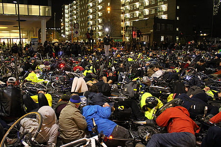 Cyklistika, Ukázka, protest, Londýn, 2013, zastavit zabíjení cyklisty, TfL