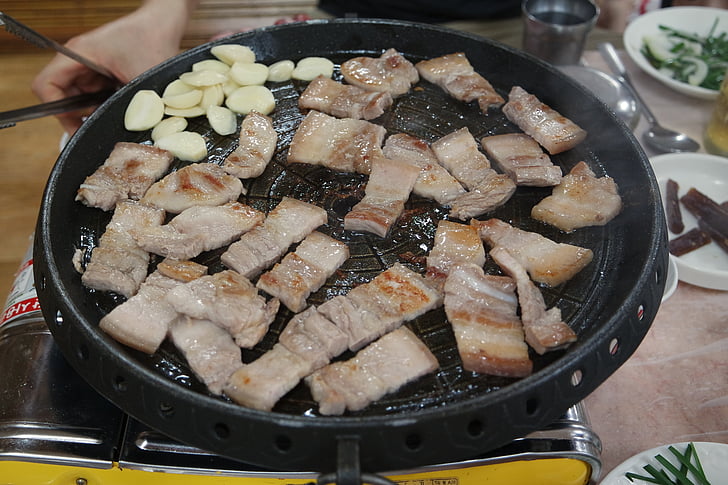 Schweinefleisch, koreanisches Essen, Essen, Kochen, Food-Fotografie, Esszimmer, Koreanisch
