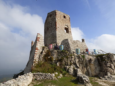 Csesznek, hrad, zříceniny hradu, Fort, Architektura, Historie, věž