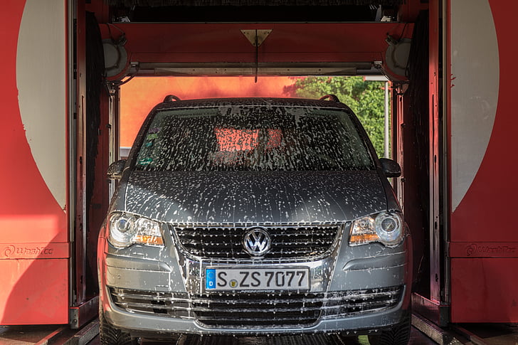 VW, vokswagen, rentat de cotxes, escuma de bany, cura de cotxe, mullat, neteja