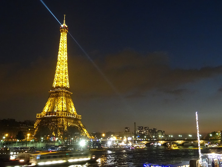 Torre Eiffel, noche, iluminados, su, luces, ciudad, Turismo