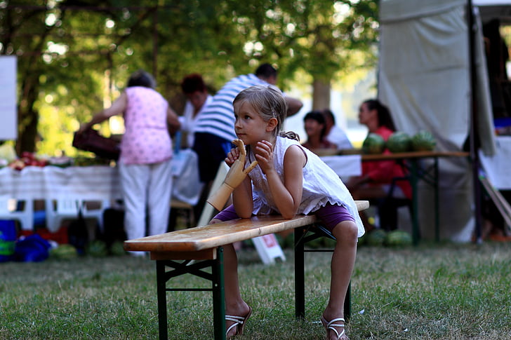 mała dziewczynka, dziecko, ciepła, Park, piknik, Festiwal