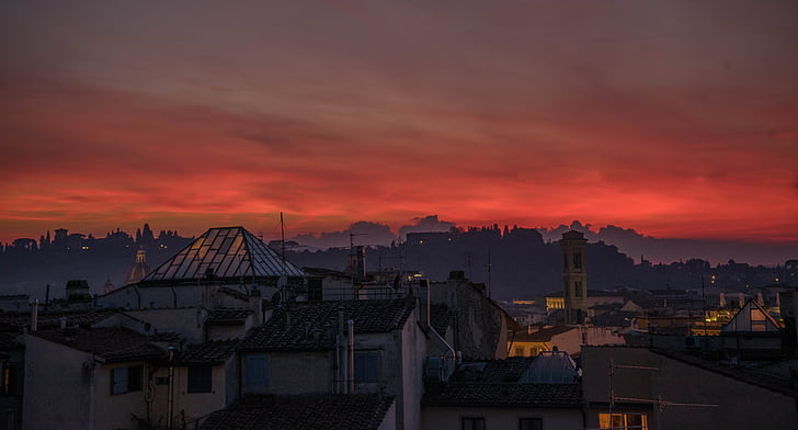 Západ slunce, Itálie, Panorama, červená, oranžová, obloha, město