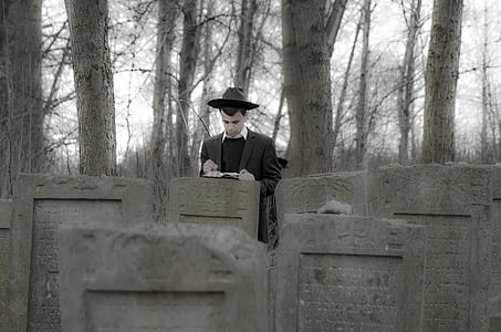 kematian, Yahudi, Laki-laki