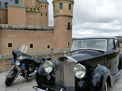 Rolls-Royce, Alcazar, Segovia, Kastilija, staro mestno jedro, stavbe, Španija