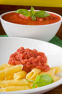 pasta, tomat, basilika, Bolognese, närbild, köket, läckra