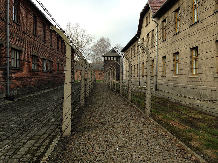 Auschwitz, ajalugu, koonduslaager, muuseum