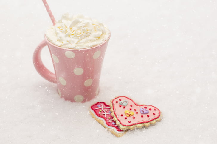 Sant Valentí, dia de Sant Valentí, l'hivern, neu, galetes, galetes de cor, l'amor
