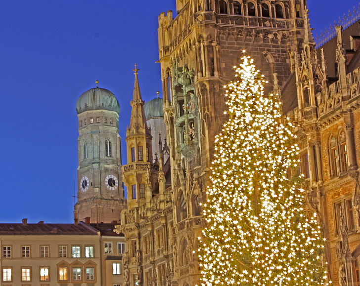 Vianoce, Mníchov, radnica, Marienplatz, Frauenkirche, Bavaria, town hall tower