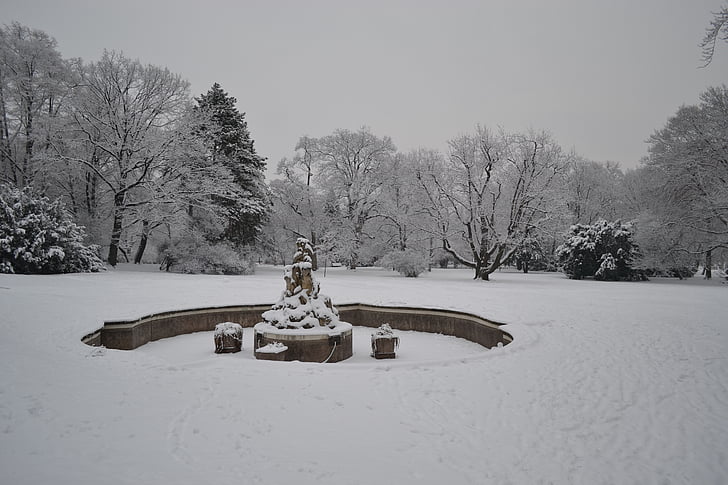 winter, park lužánky, fountain, snow