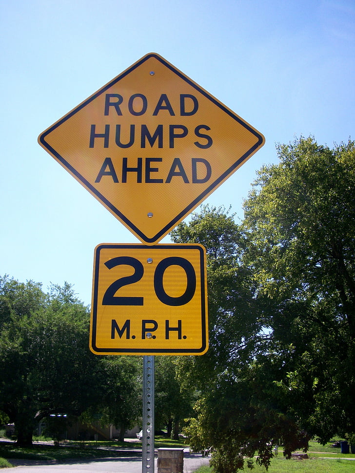 cestné humps dopredu, Dopravná značka, Dopravná značka, Ulica, znamenie, Upozornenie, rýchlosť