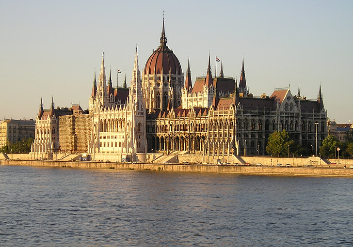 kamer van het Parlement, Hongarije, Boedapest, Donau, rivier, het platform, stadsgezicht