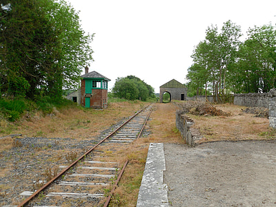 Irlandia, Stasiun Kereta ballyglunin, County galway, Stasiun kereta api ditinggalkan