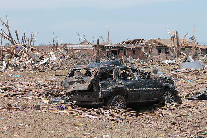 Moore, Oklahoma, tornaado, katastroofi, häving, loodusõnnetus, häving