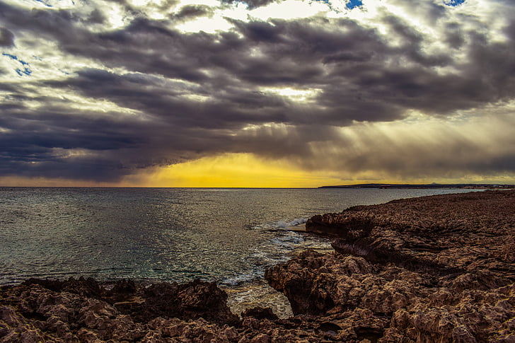 Kamenita obala, more, nebo, oblaci, olujno, Vremenska prognoza, Sunčev zrak