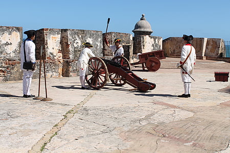 cannon, puerto rico, castle, fort, spanish, historic, history