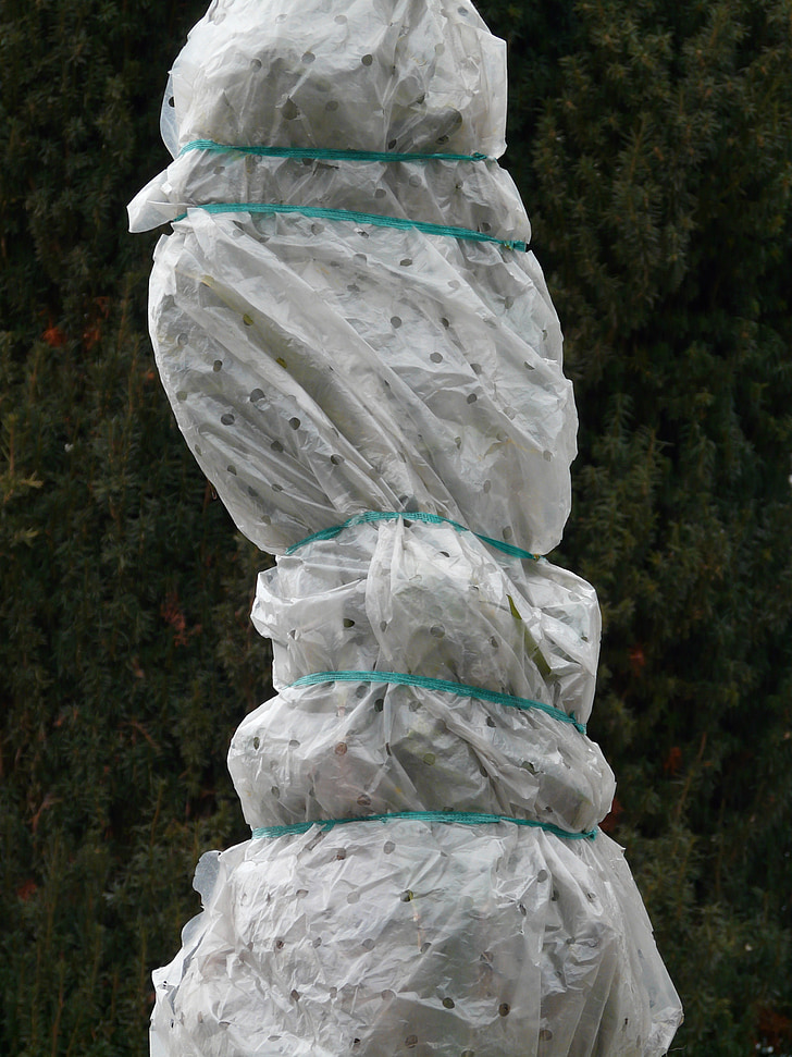 winter protection, plant protection, protection against cold, garden, packed, nursery, plastic wrap