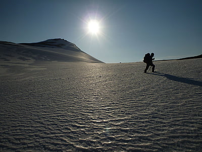 Norsko, cestovatel, ledovec, cestovní ruch, horolezectví, hory, alpenist