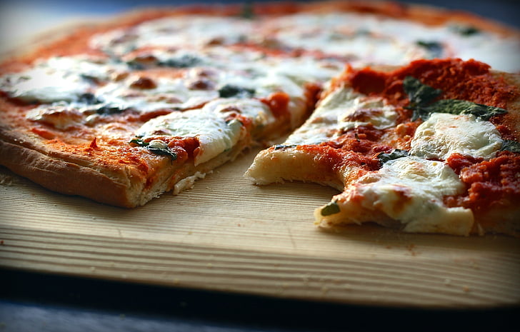 pizza, cheese, margarita, homemade, tomato sauce, slice, dinner