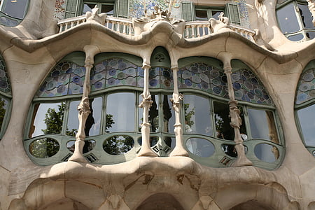 barroca, ventana, vidrieras, fantasía, Barcelona, arquitectura, Gaudi