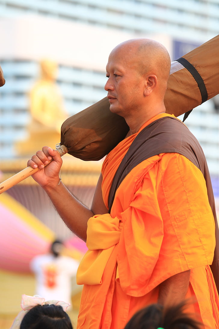 Buddhisten, Orange, Roben, Thailand-Mönche, Buddhismus, zu Fuß, Thailändisch