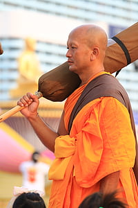 bouddhistes, orange, robes de chambre, moines de Thaïlande, bouddhisme, à pied, Thaï