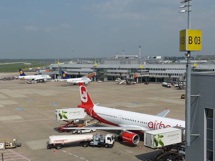 Flughafen, fliegen, Luftfahrt, Flugverkehr, Flugzeug, Abreise, Düsseldorf