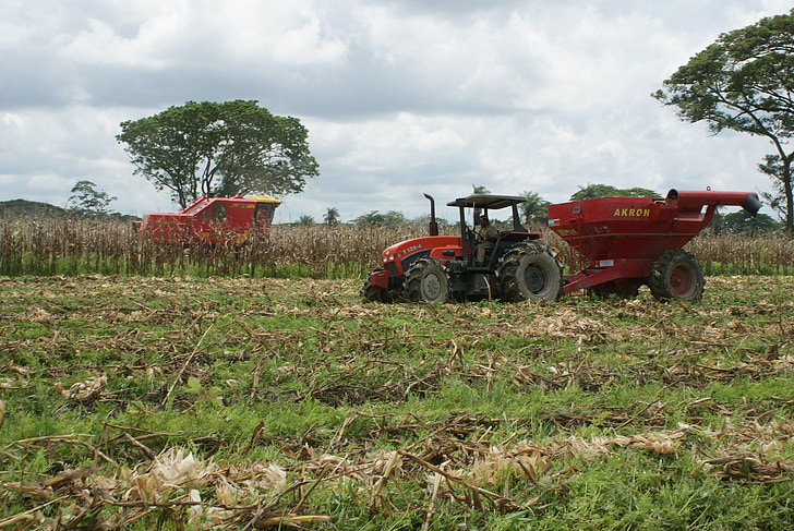 mechanization, agricultural, field