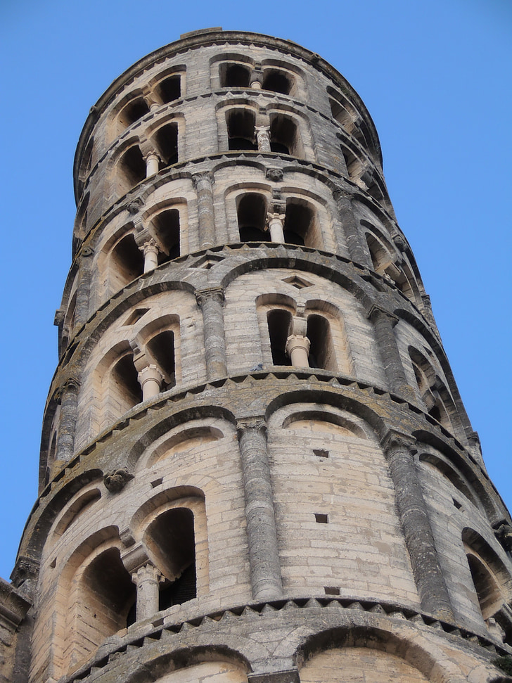 Tour fenestrelle, Uzes, monumentos, fachada, Catedral de Saint théodorit