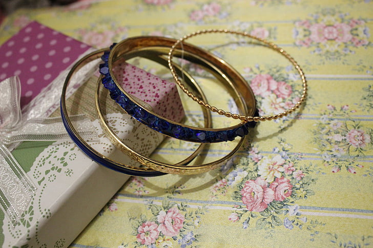 blaue Armband, Schmuck, Bijouterie, auf der Seite, Zärtlichkeit, hell, Ornament
