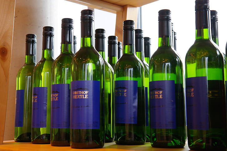 botol anggur, anggur, anggur putih, alkohol, anggur penjualan, berbagai botol anggur, rak