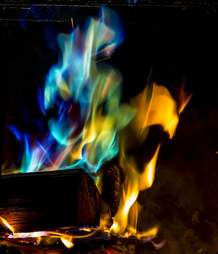 feu de camp, flammes colorées, bois de chauffage, feu, flamme, feu de joie, cheminée