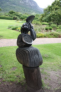 Sydafrika, Kapstaden, Kirstenbosch, Botaniska trädgården, Figur, skulptur, gräs