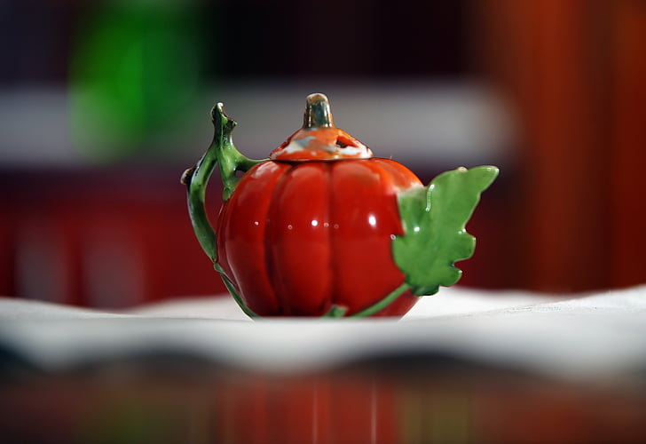 tea-pot, tea, pumpkin, china, orange, green, kitchen