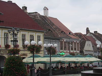 Cisnadie, Transilvania, Romania, centro, terrazze, tetti