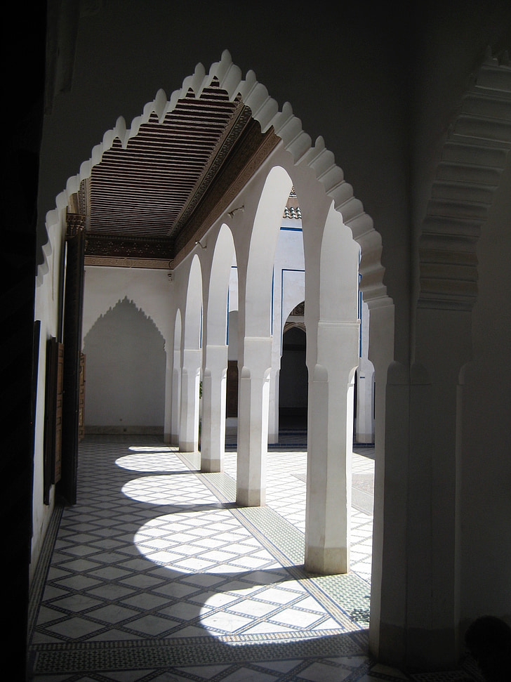 Maroku, nadsvođeni prolaz, sjene, islamske