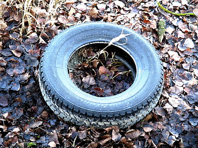 auto tires, waste, mature age, thrown away, disposed of, rubber, profile